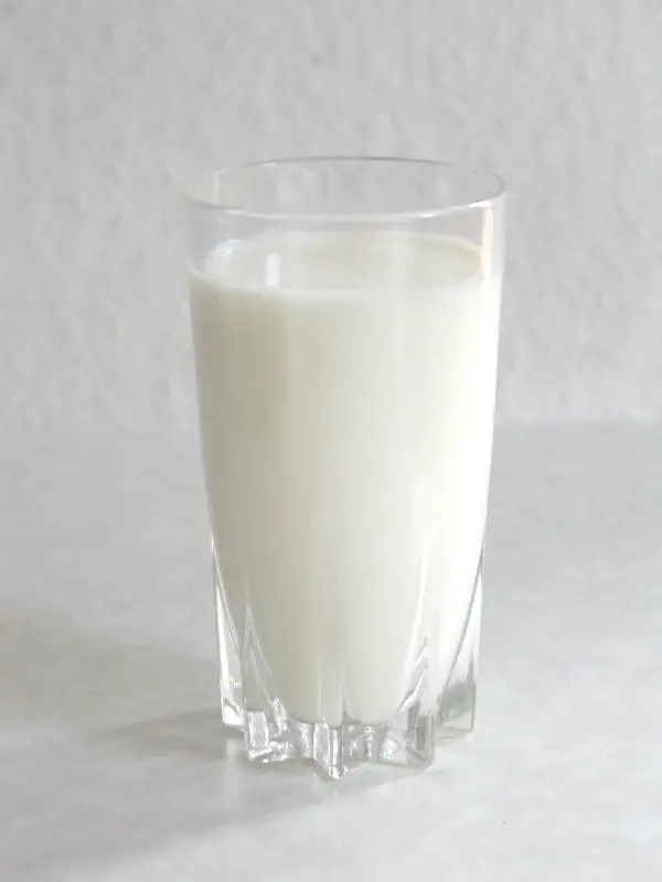 The Benefits of Drinking Skim Milk